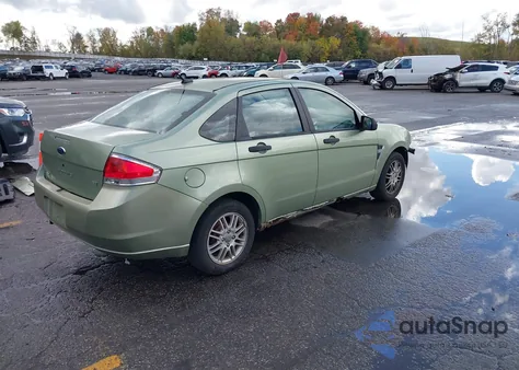 2008 Ford Focus Se/Ses из США, поврежденный, VIN 1FAHP35N38W209400